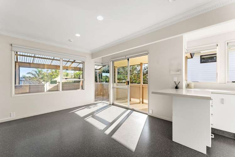 1 Forrester Drive Welcome Bay_10