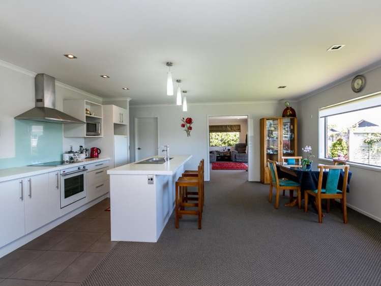 11 Dorset Avenue Westown_5