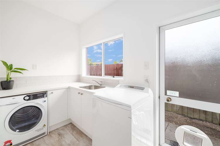 6 Pasadena Place Harewood_16