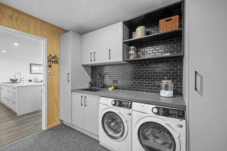 18 Piharau Crescent Hurdon_17