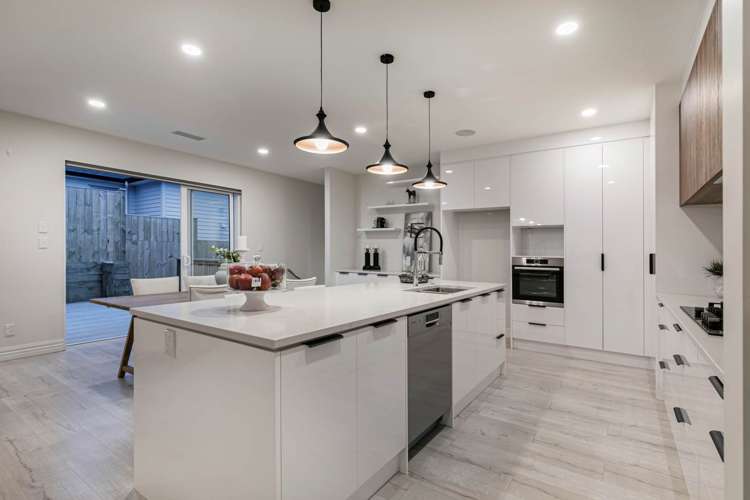 66 Godfrey Drive Orewa_4