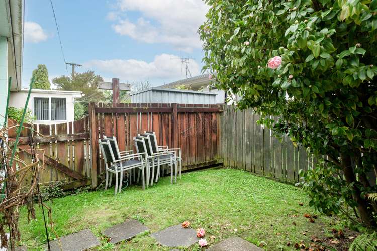 35b Pine Avenue Bader_18