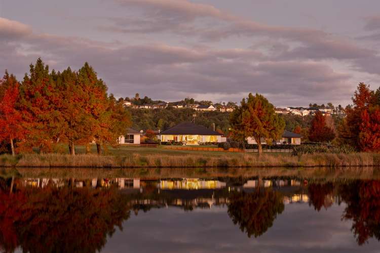 26 North Bay Road Pyes Pa_19