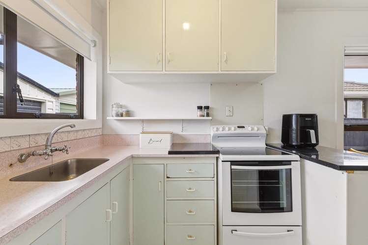 4 Ontario Place Wainoni_7