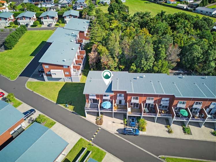 38/18 Eyre Street Whitianga_33