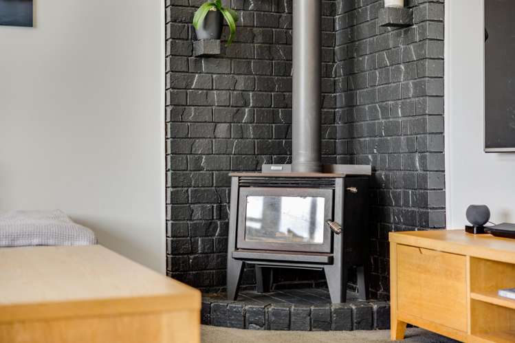 95 Royal Road Massey_9