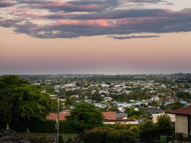 76A Churchill Drive Taradale_3