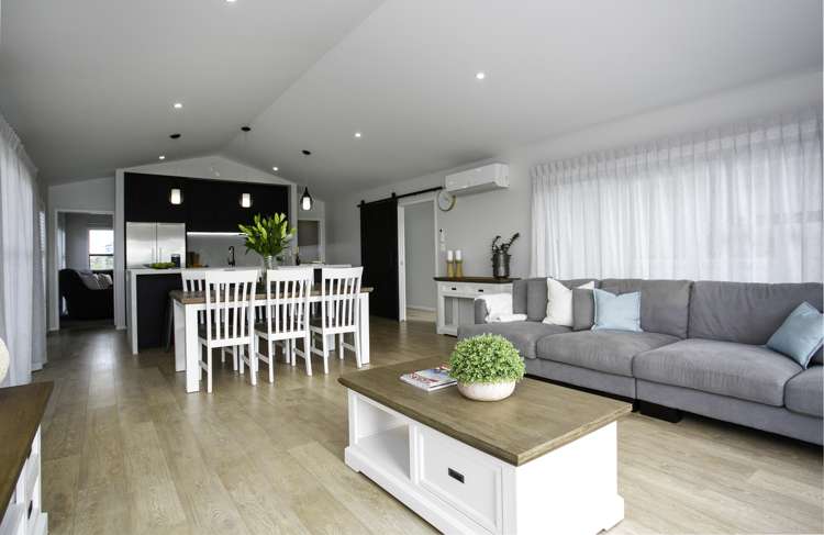 21 Hyatt Close Leamington_6