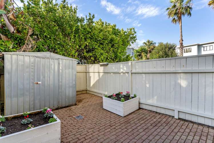 32/17 Lyon Avenue Mount Albert_10