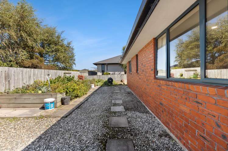 10 Craddock Place Waldronville_21