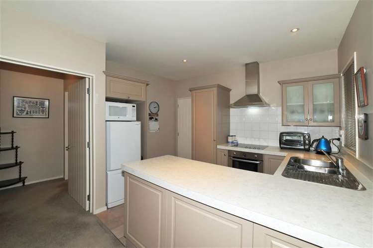 4/372 Yaldhurst Road Russley_3