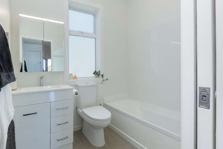 76 Mays Road Onehunga_12