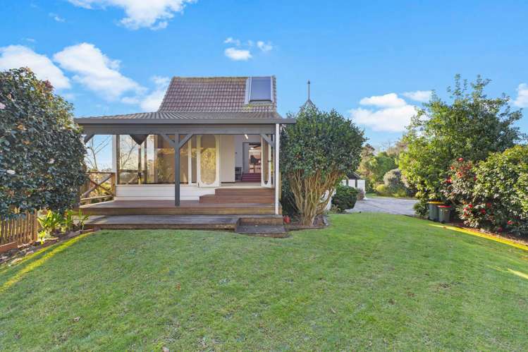 913 River Road Queenwood_23