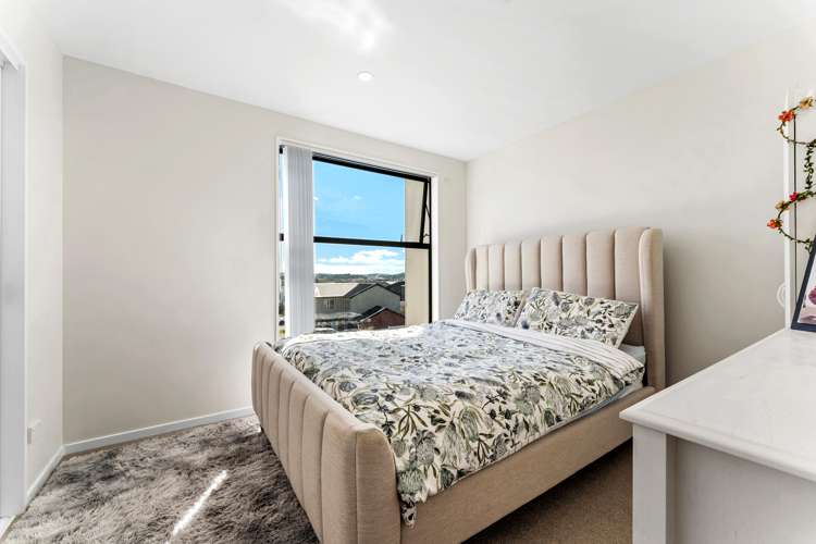 5c Colin Chester Drive Millwater_9