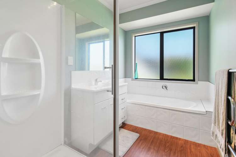 154 Ohinepanea Road Pukehina_28