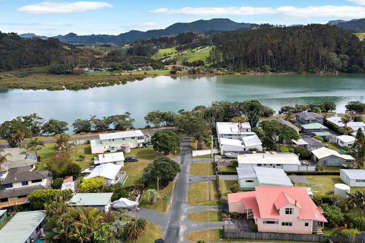 8 Harbour View Road Point Wells_17