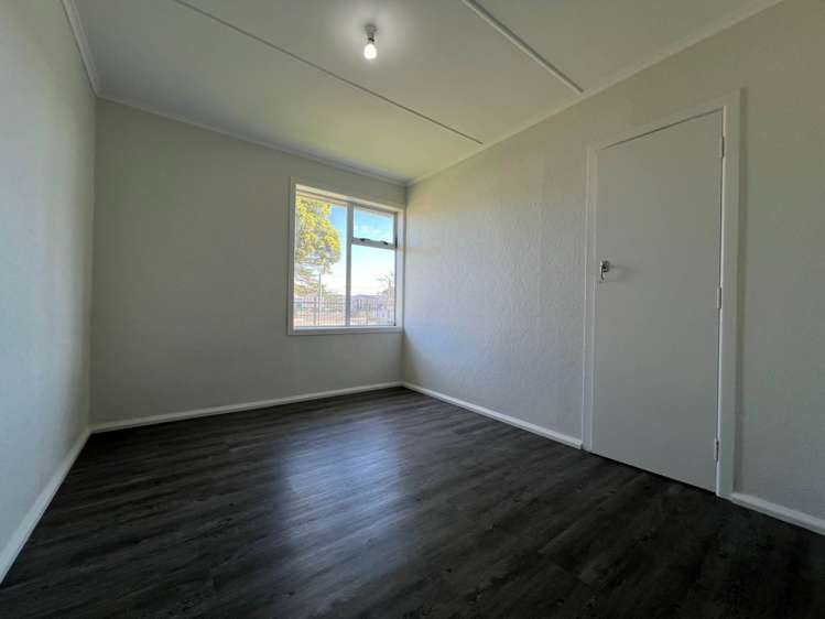 74 Russell Road Manurewa_9