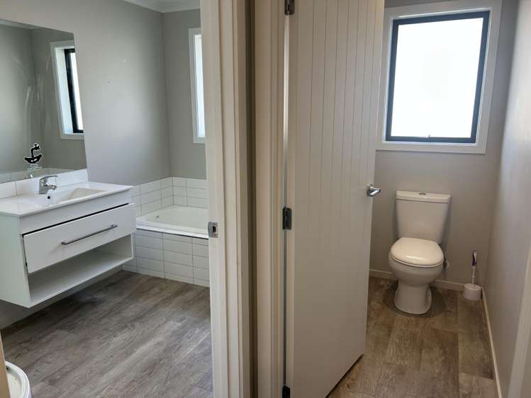 10 Les Wakefield Road 11192_13