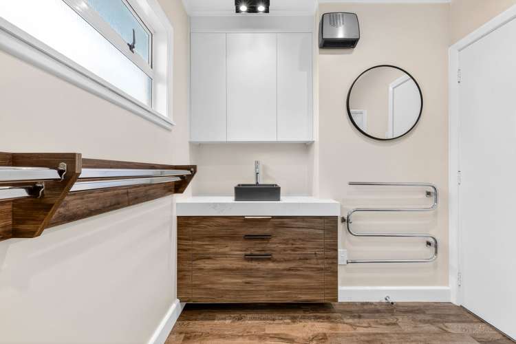 2 Sutton Street Richmond_9