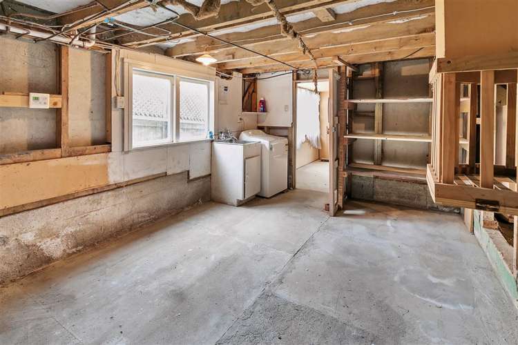 8 Napoleon Avenue Milford_13