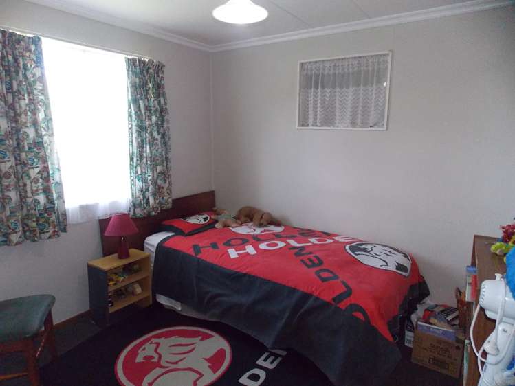 122 Benmore Avenue Cloverlea_10