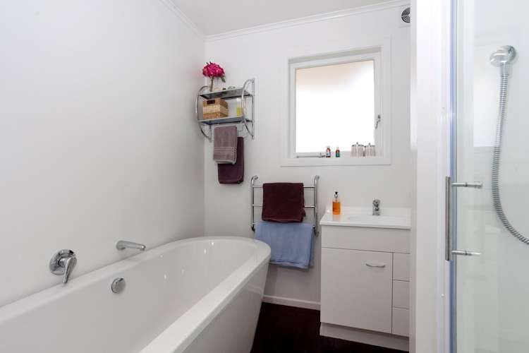 61 Shetland Street Glen Eden_5