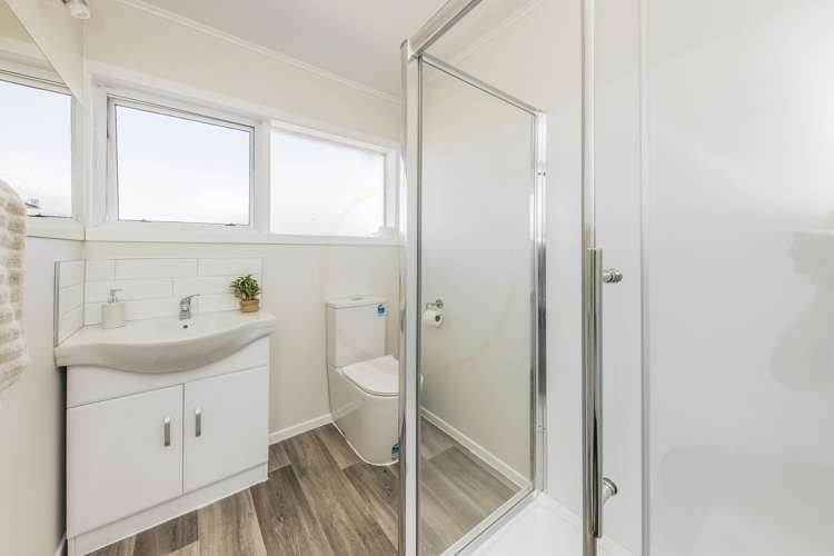 253 Te Atatu Road Te Atatu South_8