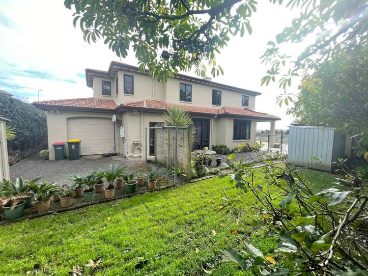 124 John Brooke Crescent East Tamaki Heights_23