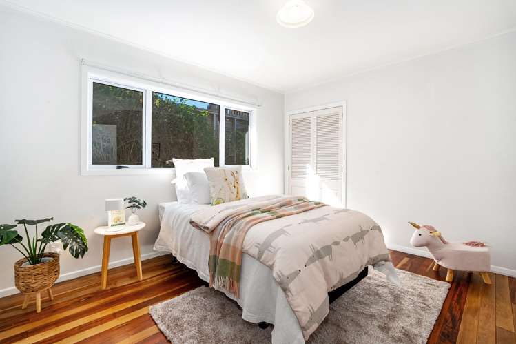 142 Severn Street Island Bay_12