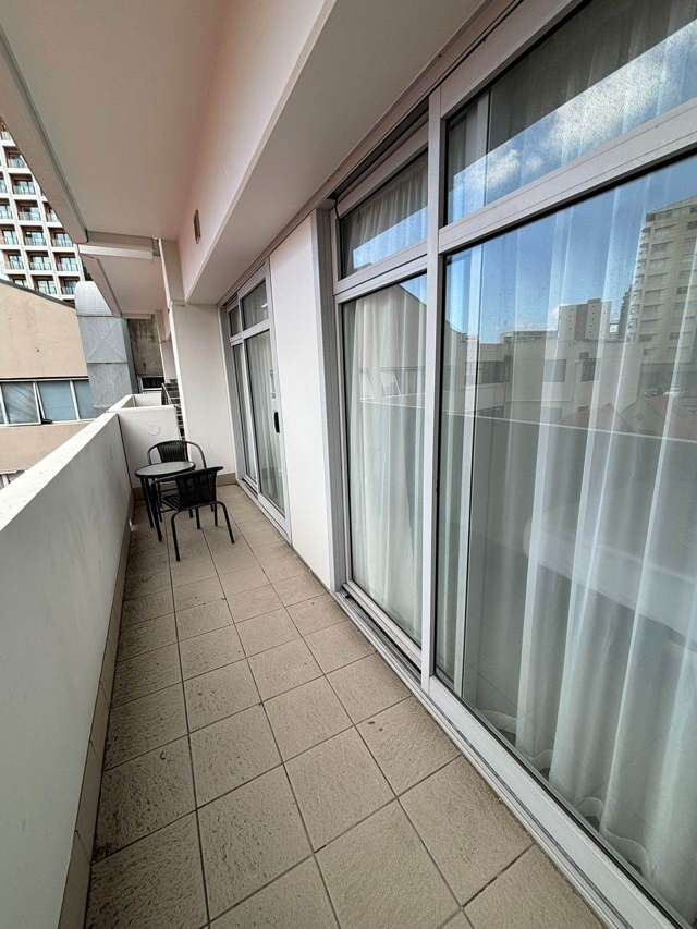 3G/32 Eden Crescent City Centre_2