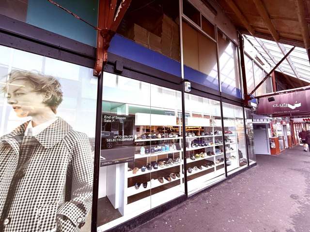 Ground and Level 1/71-81 Cuba Street Te Aro_3