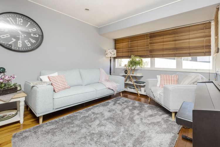 8 Miro Place Waiuku_13