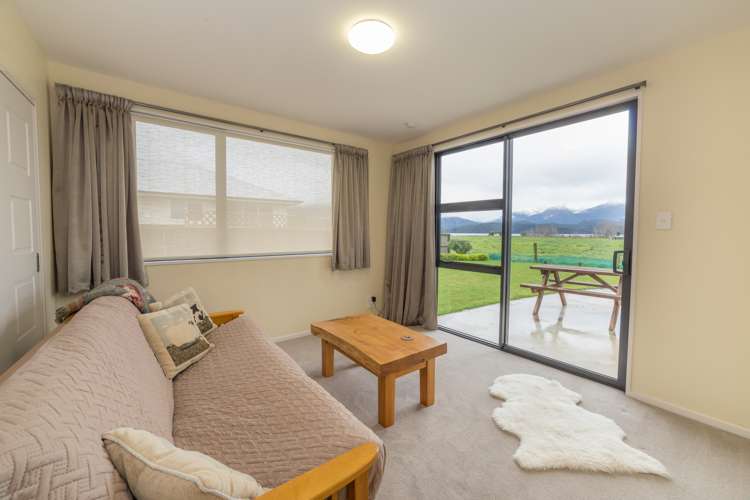 87 Dusky Street Te Anau_9