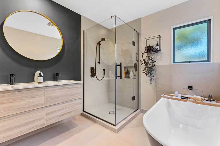 20 Admirals Court Drive Greenhithe_24