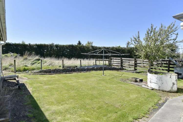 5678 West Coast Road Springfield_21