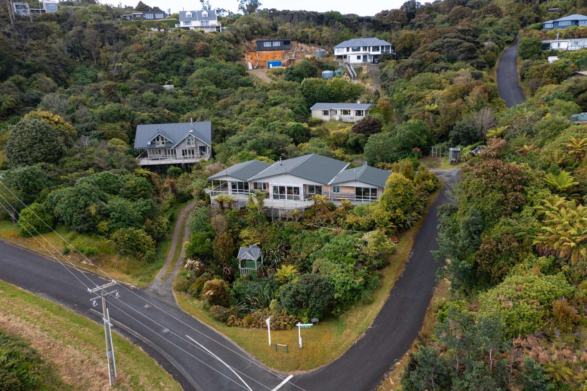 2E Petersons Hill Road Stewart Island_0