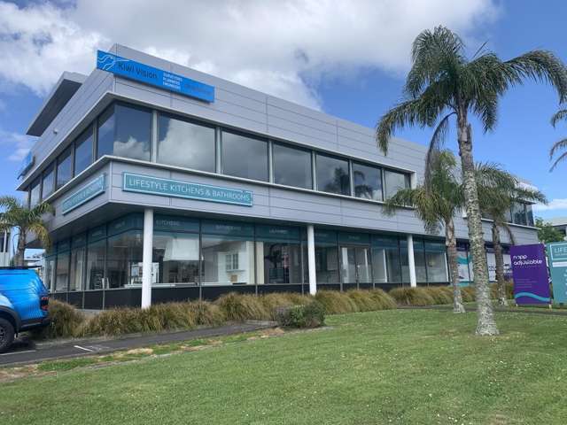 High-Profile Ground Floor Office or Showroom