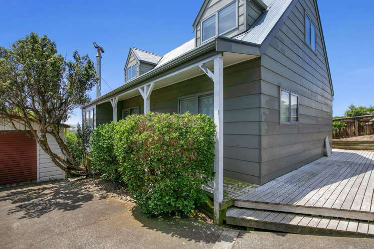 14 Tikati View Titahi Bay_3