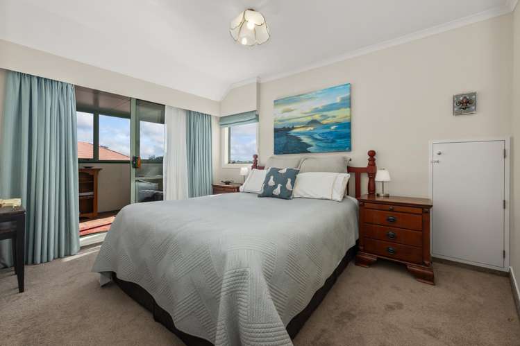 16 Cranbrook Grove Waikanae_17