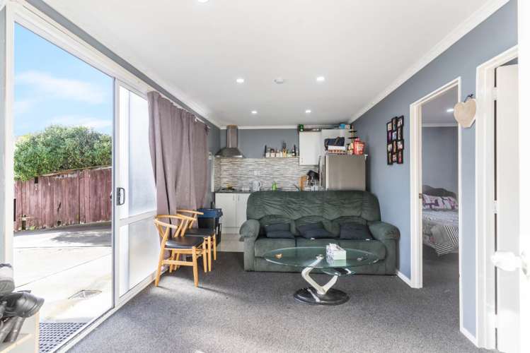 6 Iris Place Clendon Park_18