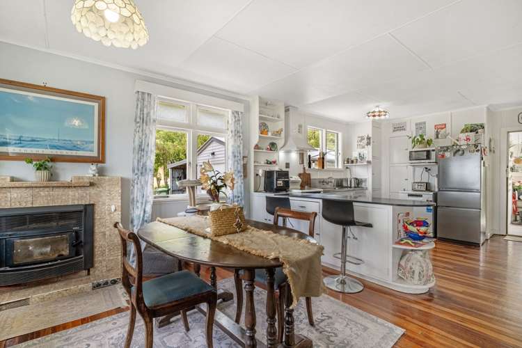 711 Blackhead Road Porangahau_11