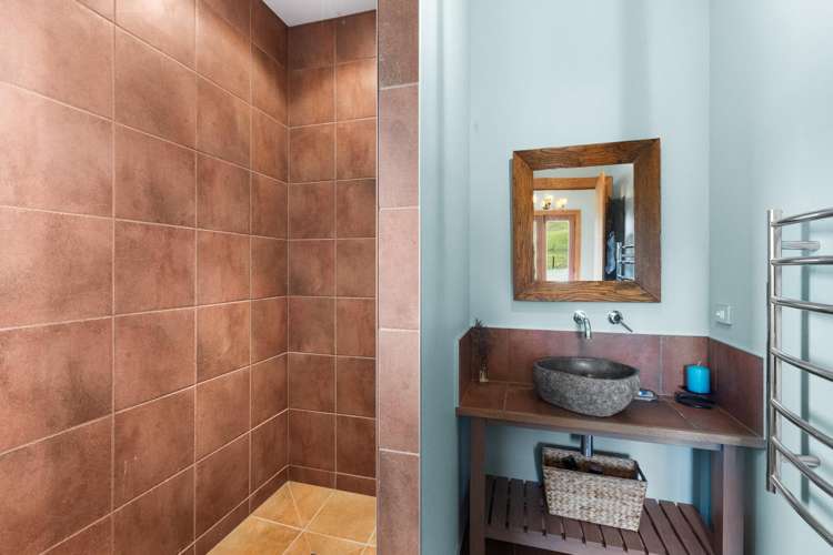140 Mackenzie Road Kahuranaki_21