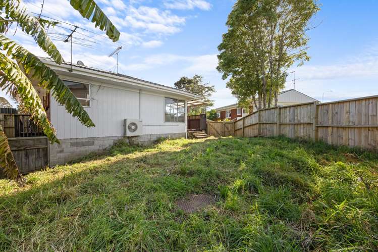 2/6 Roseburn Place Pakuranga_11