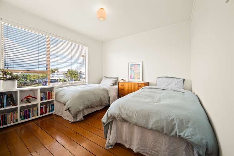 98 Huia Road Point Chevalier_16