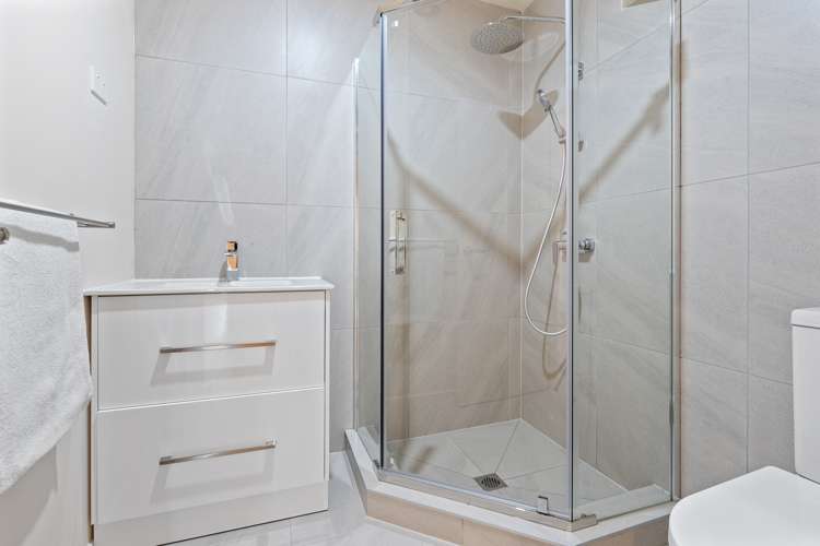 5/62 Fernhill Way Oteha_13