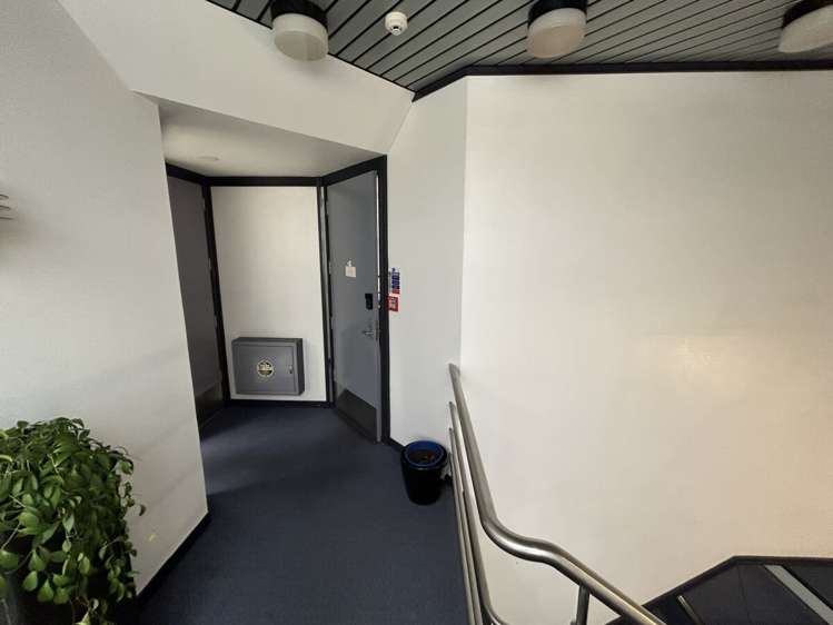 18-26 Bower Street Napier Central_7