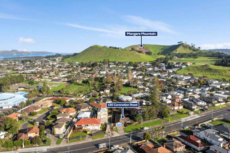 130 Coronation Road Mangere Bridge_16