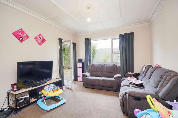 108 Venus Street Strathern_3