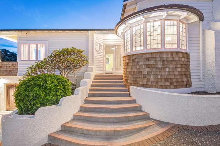 6 Seabreeze Road Narrow Neck_3