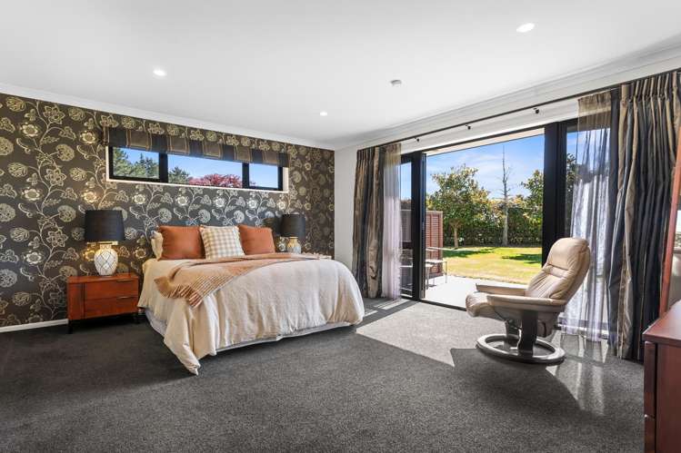 2 Leyland Crescent Swannanoa_12